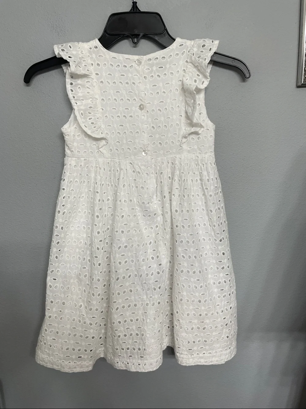 ZARA Kids White Eyelet Flutter Sleeve Dress Size 8/9
